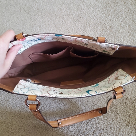 Coach Heritage Chelsea Tote Bag With Multicolored Signature Logo - Picture 5 of 13